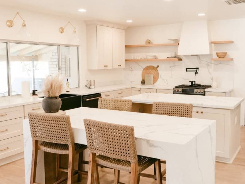 Flooring experts at Pride Flooring and Home Decor